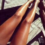 Gambe abbronzate